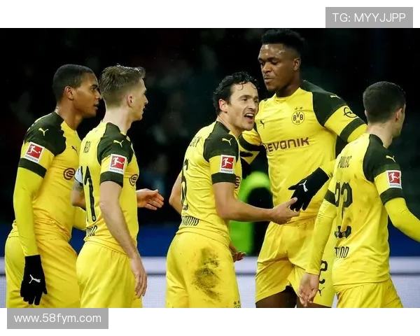 多特蒙德主场迎战门兴格拉德巴赫激情对决再燃德甲巅峰之夜 多特蒙德主场迎战门兴格拉德巴赫激情对决再燃德甲巅峰之夜