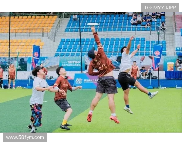 上海飞盘队与成都飞盘队赛后分析灵活性表现与战术对比