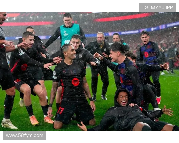 11月29日巴萨对决劲敌期待精彩比赛与球迷热情共鸣