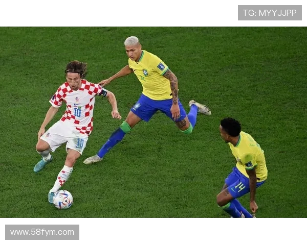 2018年巴西与克罗地亚激战回顾足球盛宴中的精彩瞬间与战术较量