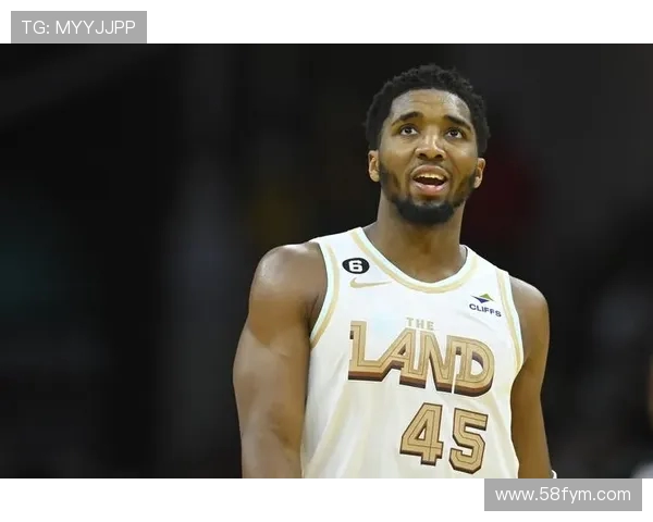 多诺万米切尔：从新秀到全明星的华丽转身与篮球传奇之路